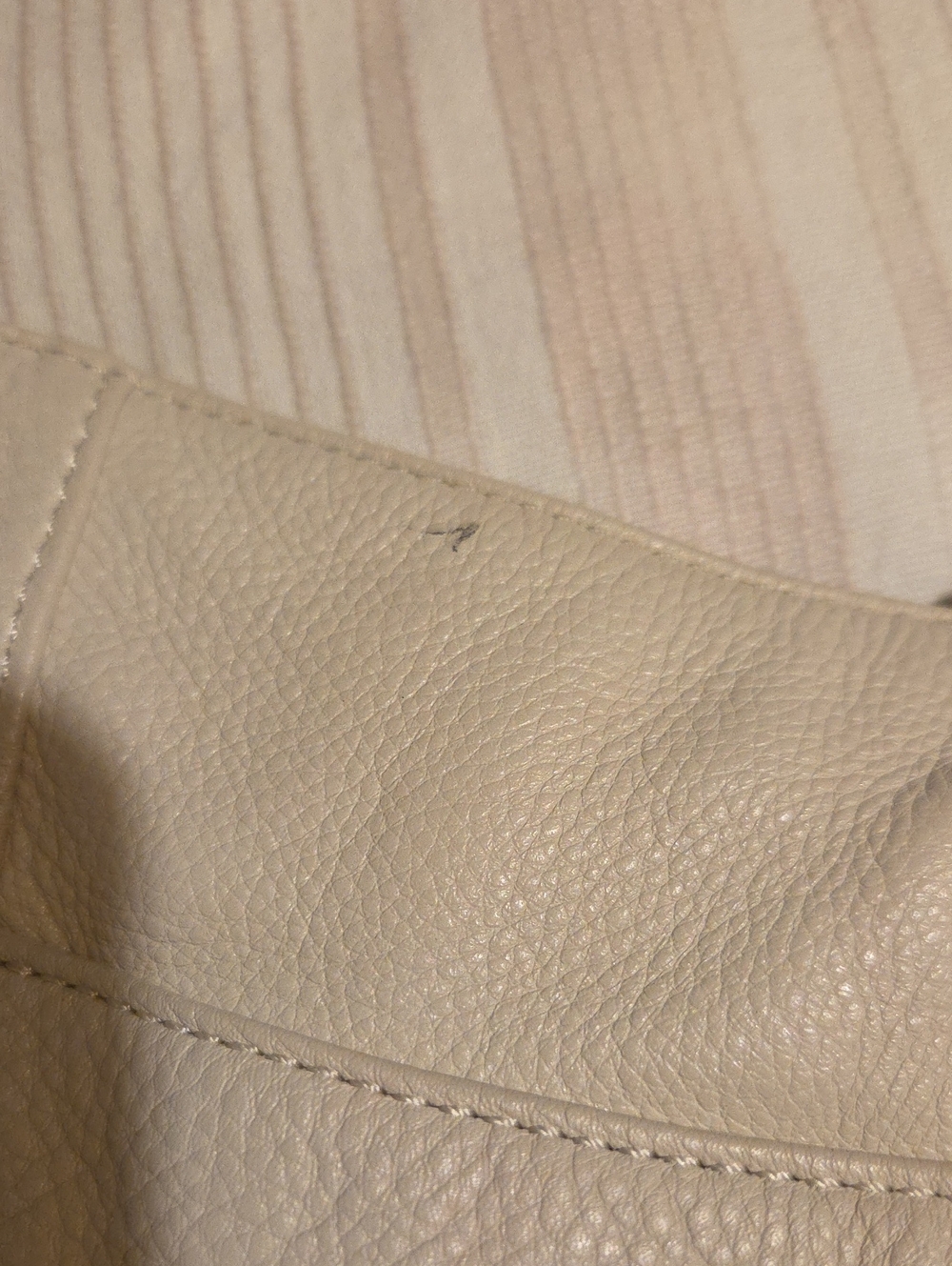 Michael Kors Cream Leather Shoulder Bag with Snake-Trim Accents - Picture 6 of 6